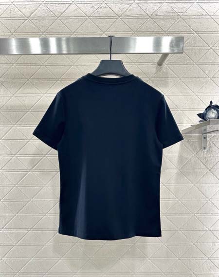 2026年2月26日入荷早春新作 miumiu半袖 tシャツファッション/誕生日プレゼント/贈り物 can工場