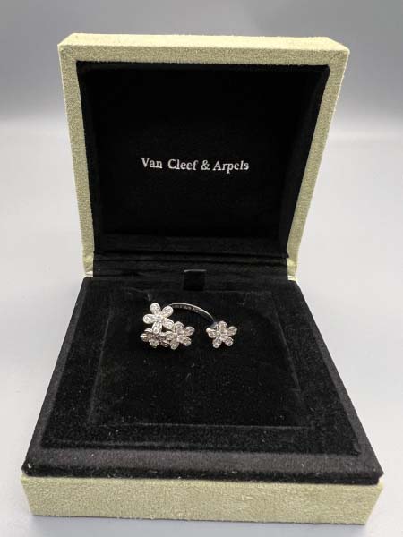 2026年2月1日入荷新品van cleef & arpel...