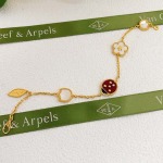 2026年2月1日入荷新品van cleef & arpelsブレスレットギフト/誕生日/記念品/アクセサリーxin工場