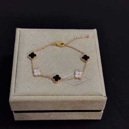 2026年2月1日入荷新品van cleef & arpel...