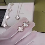 2026年2月1日入荷新品van cleef & arpelsネックレスギフト/誕生日/記念品/アクセサリーxin工場