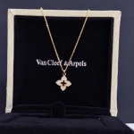 2026年2月1日入荷新品van cleef & arpelsネックレスギフト/誕生日/記念品/アクセサリーxin工場