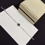 2026年2月1日入荷新品van cleef & arpelsブレスレットギフト/誕生日/記念品/アクセサリーxin工場