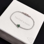 2026年2月1日入荷新品van cleef & arpelsブレスレットギフト/誕生日/記念品/アクセサリーxin工場
