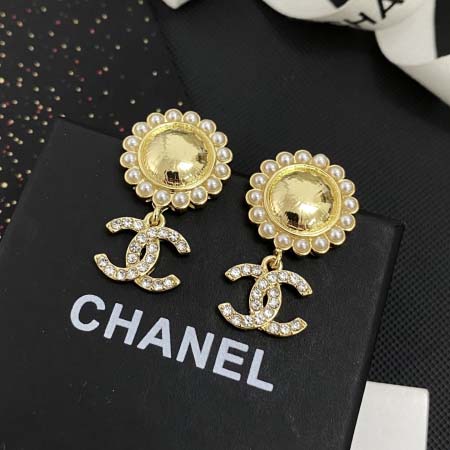 2026年2月2日入荷新品シャネルピアスギフト/誕生日/記念...
