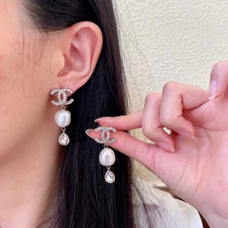 2026年2月2日入荷新品シャネルピアスギフト/誕生日/記念...