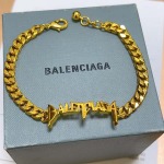 2026年2月3日入荷新品Balenciagaブレスレットギフト/誕生日/記念品/アクセサリーxin工場