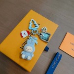 2026年2月3日入荷新品ルイヴィトン キーホルダー ギフト/誕生日/記念品/アクセサリーxin工場