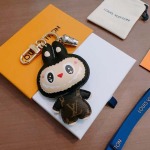 2026年2月3日入荷新品ルイヴィトン キーホルダー ギフト/誕生日/記念品/アクセサリーxin工場