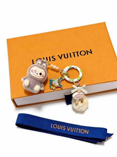 2026年2月3日入荷新品ルイヴィトン キーホルダー ギフト...