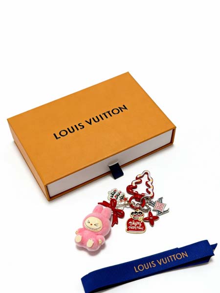 2026年2月3日入荷新品ルイヴィトン キーホルダー ギフト...