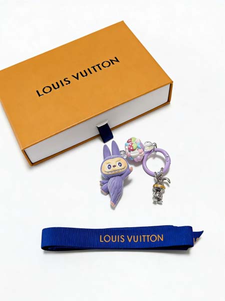 2026年2月3日入荷新品ルイヴィトン キーホルダー ギフト...