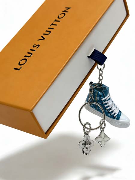 2026年2月3日入荷新品ルイヴィトン キーホルダー ギフト...
