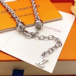 2026年2月3日入荷新品ルイヴィトンネックレスギフト/誕生日/記念品/アクセサリーxin工場