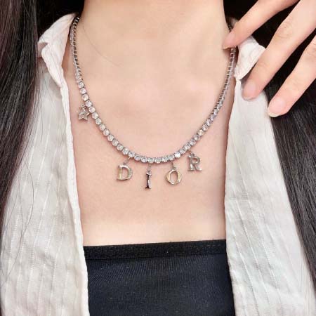 2026年2月5日入荷新品Diorネックレスギフト/誕生日/...