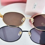 2026年2月19日新品MIU MIU原版復刻サングラスギフト/誕生日/記念品/アクセサリーXY工場