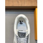 2026年2月21日入荷新作Louis Vuitton靴/スニーカー人気商品★/誕生日プレゼント/流行/高品質/JY工場