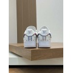 2026年2月21日入荷新作Louis Vuitton靴/スニーカー人気商品★/誕生日プレゼント/流行/高品質/JY工場