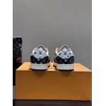 2026年2月21日入荷新作Louis Vuitton靴/スニーカー人気商品★/誕生日プレゼント/流行/高品質/JY工場