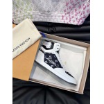 2026年2月21日入荷新作Louis Vuitton靴/スニーカー人気商品★/誕生日プレゼント/流行/高品質/JY工場