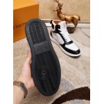 2026年2月21日入荷新作Louis Vuitton靴/スニーカー人気商品★/誕生日プレゼント/流行/高品質/JY工場