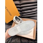 2026年2月21日入荷新作Louis Vuitton靴/スニーカー人気商品★/誕生日プレゼント/流行/高品質/JY工場