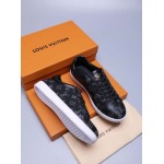 2026年2月21日入荷新作Louis Vuitton靴/スニーカー人気商品★/誕生日プレゼント/流行/高品質/JY工場