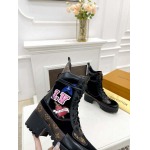 2026年2月21日入荷新作Louis Vuitton女性靴人気商品★/誕生日プレゼント/流行/高品質/JY工場Size:35-42