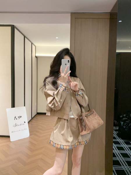 2026年2月26日入荷早春新作BURBERRYセットファッ...