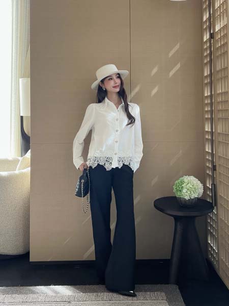 2026年2月26日入荷早春新作Chanelシャツファッショ...