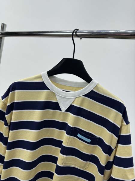 2026年3月6日入荷早春新作 Miumiu半袖 tシャツファッション/誕生日プレゼント/贈り物 can工場