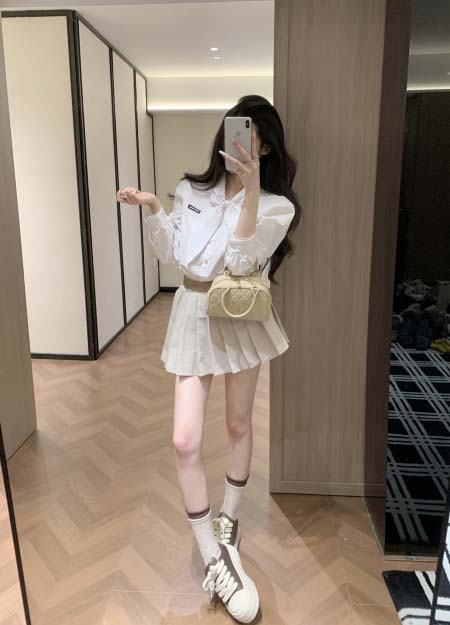 2026年3月6日入荷早春新作 Miumiuシャツ女性用ファッション/誕生日プレゼント/贈り物 can工場