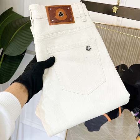 2026年3月18日春夏新作 Monclerジーパン luols工場