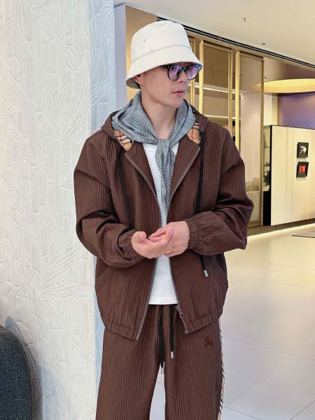 2026年3月23日入荷新作Burberryスーツ上下 超厳選★高級品/誕生日プレゼント/OM工場