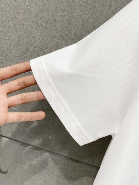 2026年3月23日入荷新作Louis Vuitton半袖 tシャツ 超厳選★高級品/誕生日プレゼント/OM工場