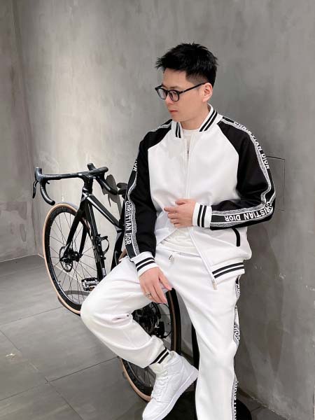 2026年3月25日入荷新作Dior上下セット 超厳選★高級品/誕生日プレゼント/OM工場