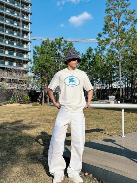 2026年3月30日入荷新作Burberry半袖Tシャツ春夏高品質超厳選★入手困難/LD工場