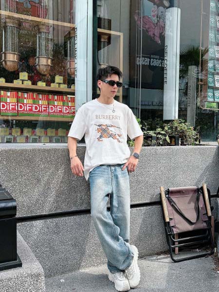 2026年3月31日入荷新作Burberry半袖Tシャツ春夏高品質超厳選★入手困難/LD工場