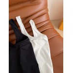 2026年3月6日入荷早春新作Pradaチョッキファッション/誕生日プレゼント/贈り物 can工場