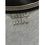 2026年3月6日入荷早春新作 Miumiuチョッキファッション/誕生日プレゼント/贈り物 can工場