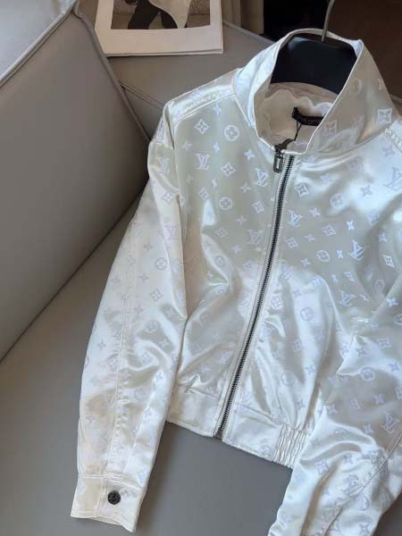 2026年3月6日入荷早春新作Louis Vuitton女性...