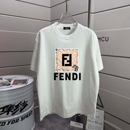 2026年3月17日新作Fendi半袖 tシャツ人気商品/誕...