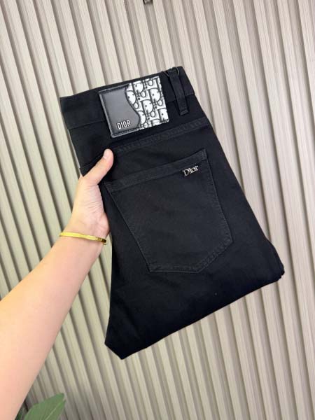 2026年3月18日春夏新作Diorジーパン luols工場