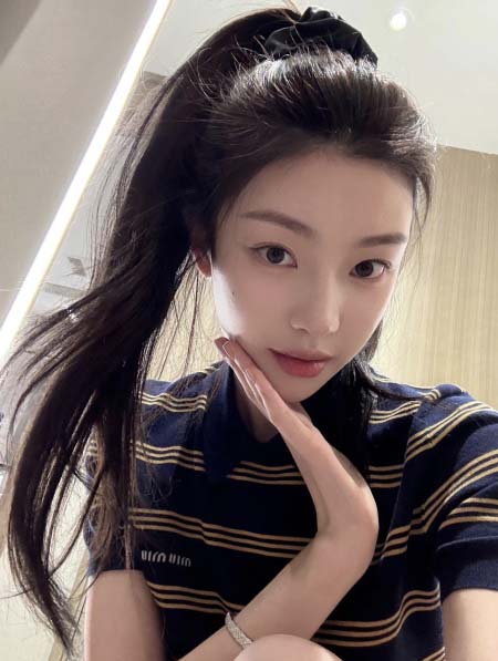 2026年3月9日入荷早春新作MIUMIUニット女性用ファッ...