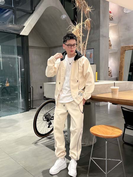 2026年3月23日入荷新作Louis Vuittonスーツ...