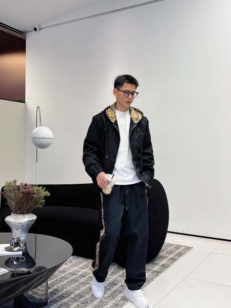 2026年3月23日入荷新作Burberryスーツ上下 超厳...