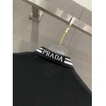 2026年3月23日入荷新作PRADA半袖 tシャツ 超厳選★高級品/誕生日プレゼント/OM工場