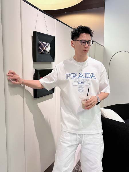 2026年3月28日入荷新作Prada半袖Tシャツ春夏高品質...
