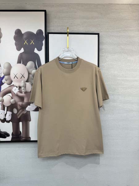 2026年3月28日入荷新作Prada半袖Tシャツ春夏高品質...