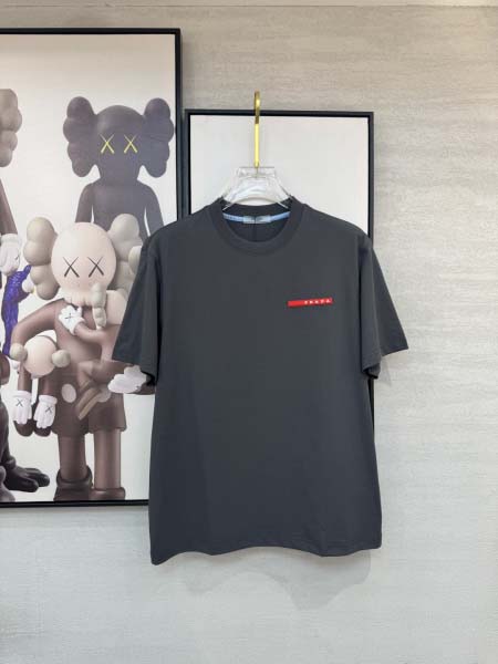 2026年3月28日入荷新作Prada半袖Tシャツ春夏高品質...
